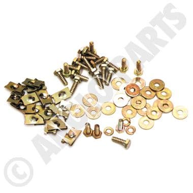 WING FXG.KIT-REAR TR6LESS4CLIP | Webshop Anglo Parts